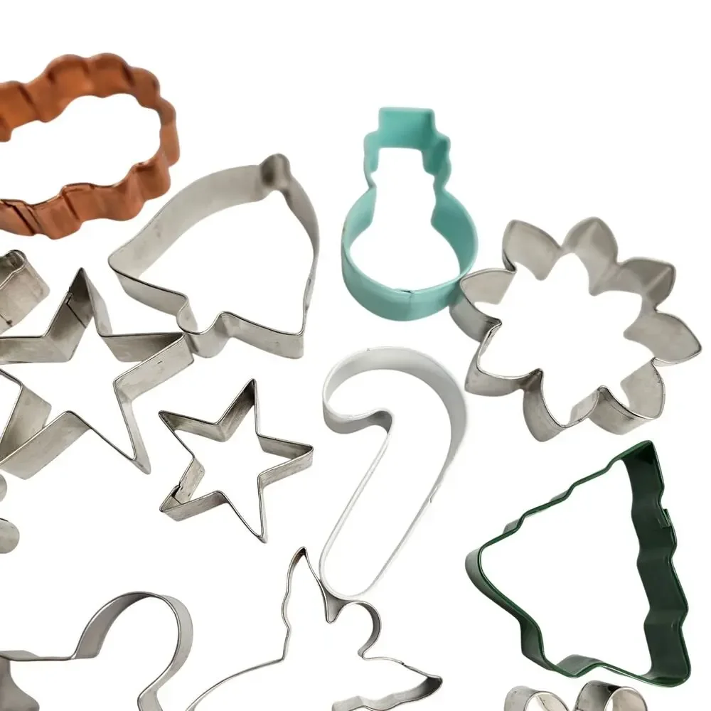 Metal Cookie Cutters Holiday Shapes Christmas Hearts Stars Tree lot of 27
